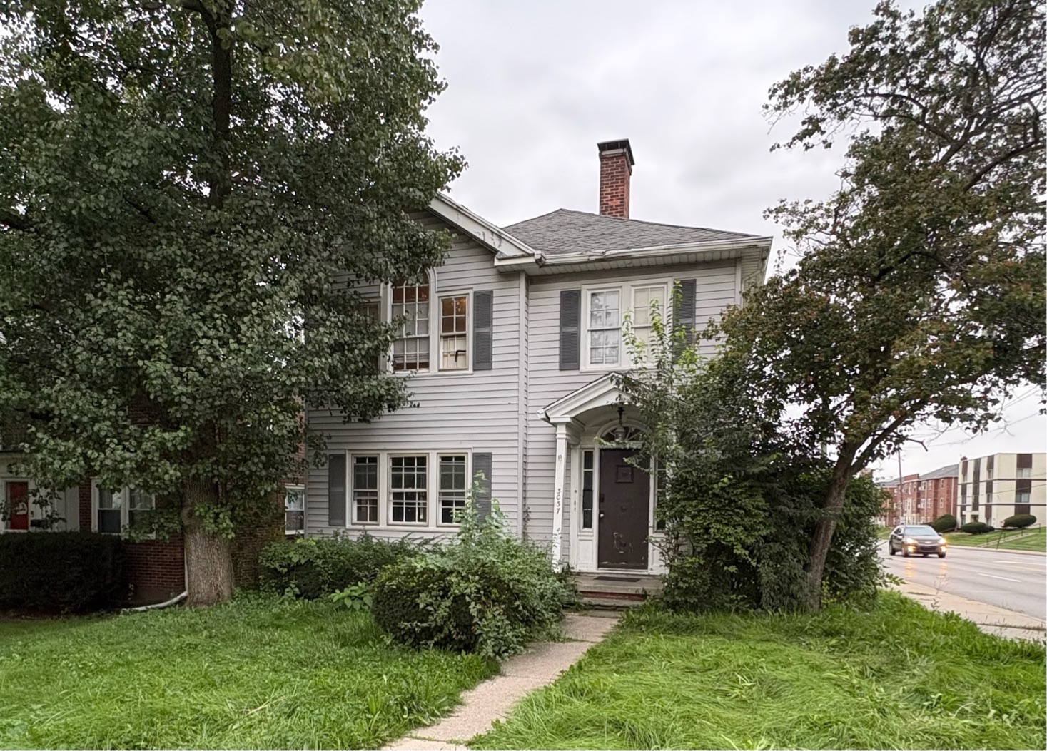 Property main image
